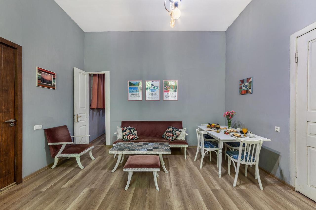 Hostel Indie Mindie Tiflis Exterior foto